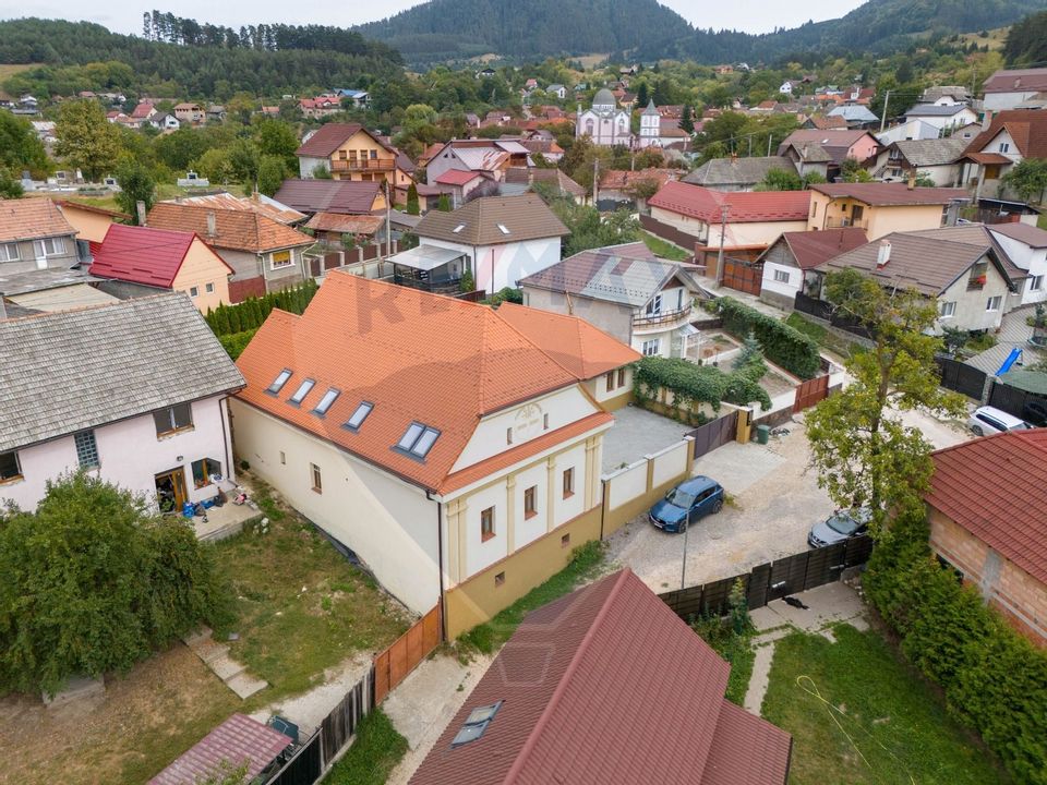 8 room House / Villa for sale, Baciu area