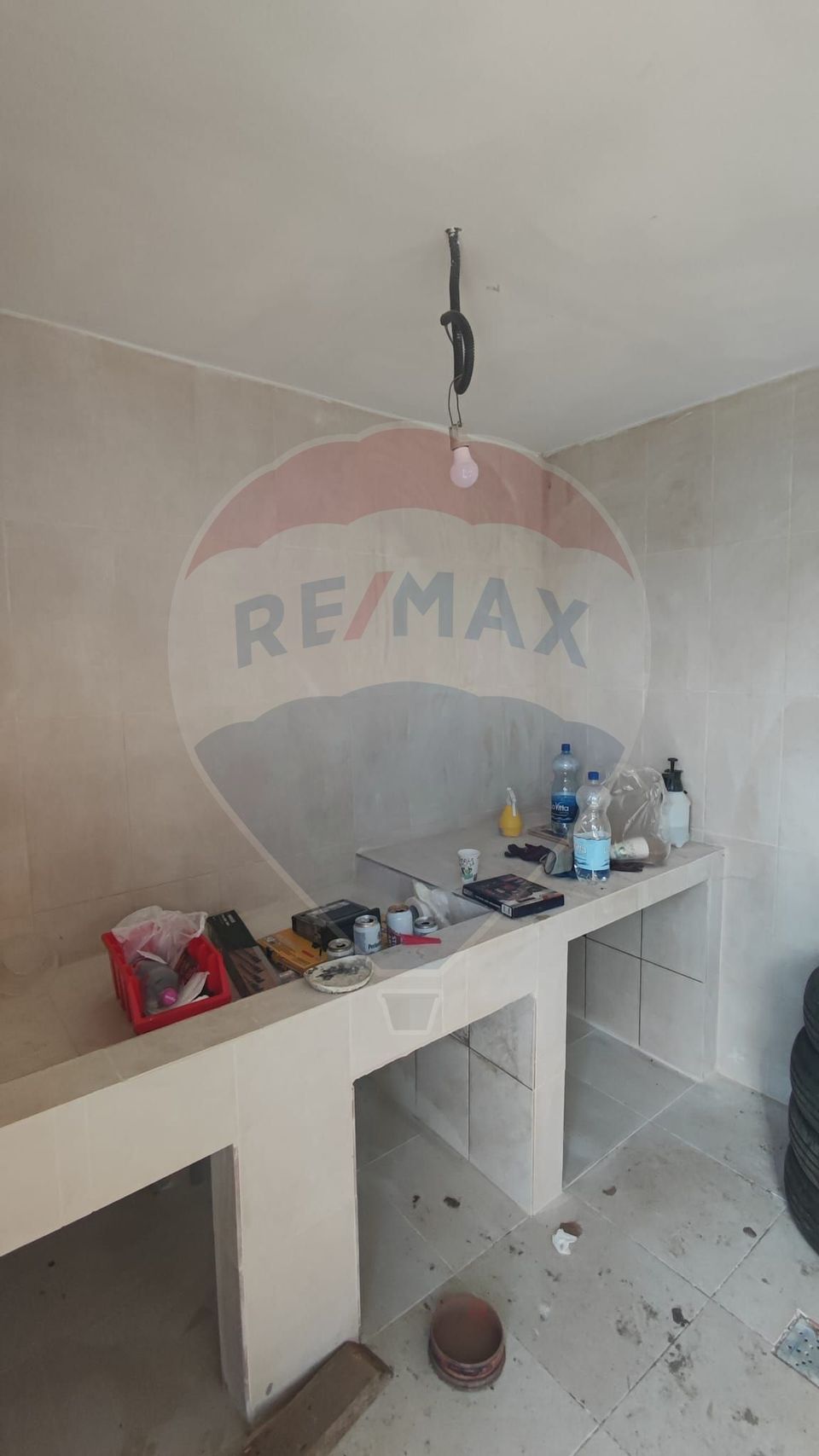 Casă 5 camere 2324 mp teren de vânzare Fughiu-Osorhei 12 km de Oradea