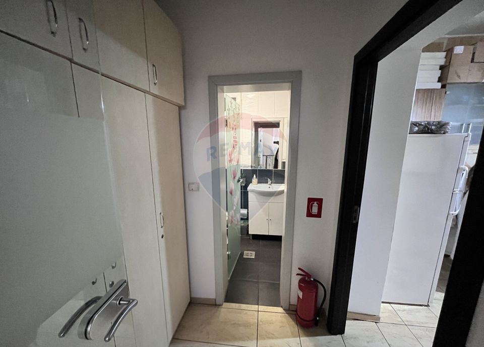 Vila de închiriat 6 camere Piata Victoriei