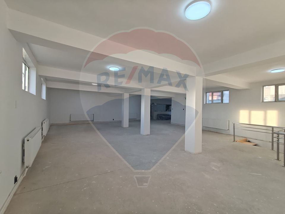 Spațiu comercial, 535.57mp de închiriat, zona autogara Gherla