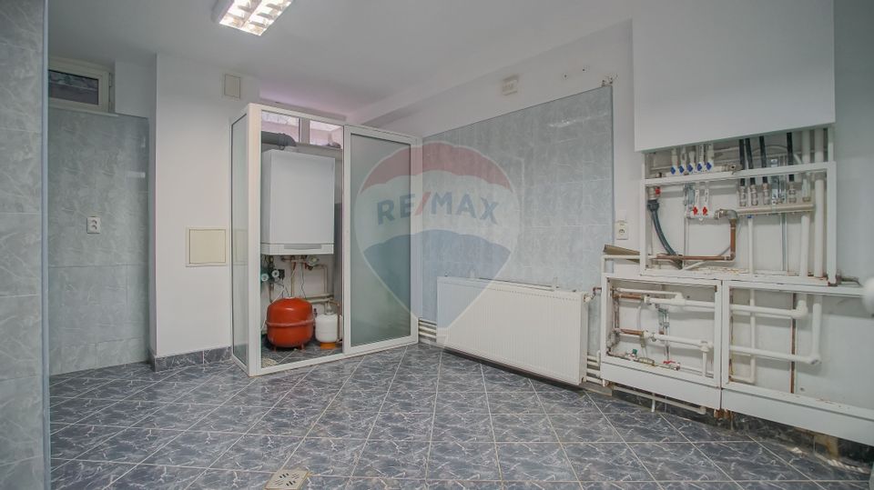 11 room House / Villa for sale, Schei area