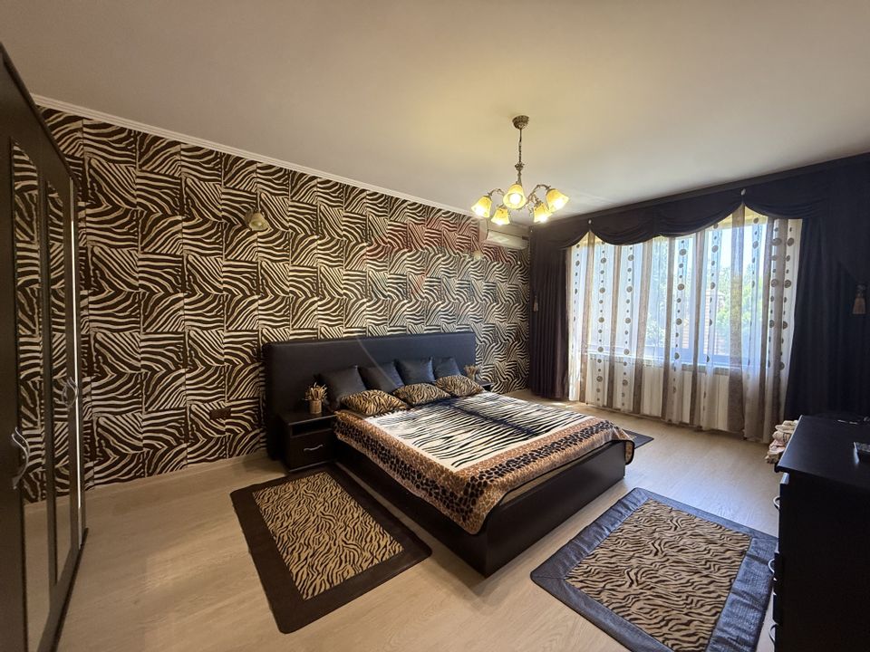 7 room House / Villa for sale, Central area