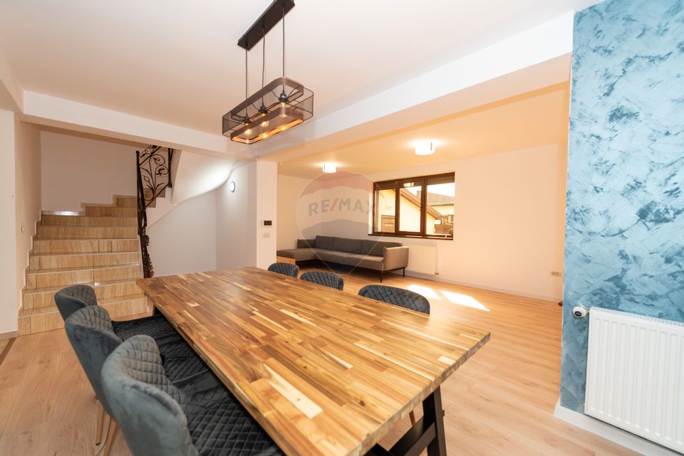 5 room House / Villa for sale