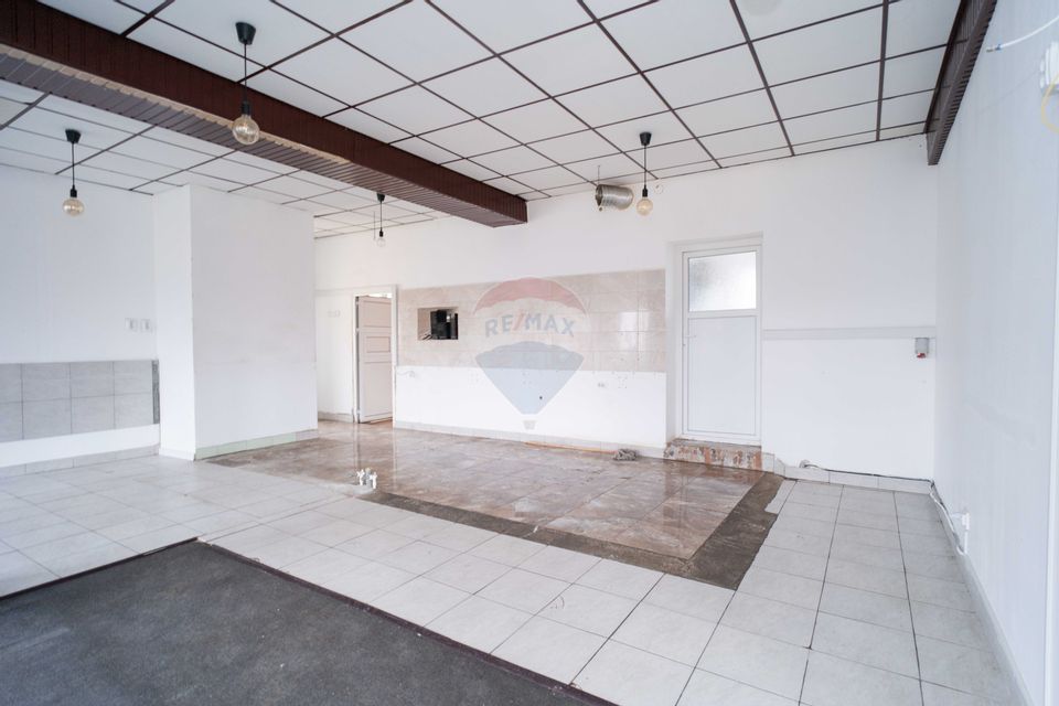 280sq.m Commercial Space for rent