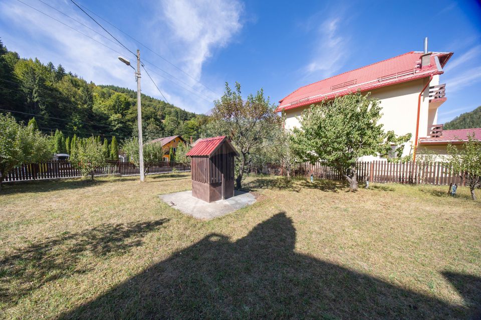 Vilă Moieciu, 375 mp util + teren 2.992 mp, View - Comision 0