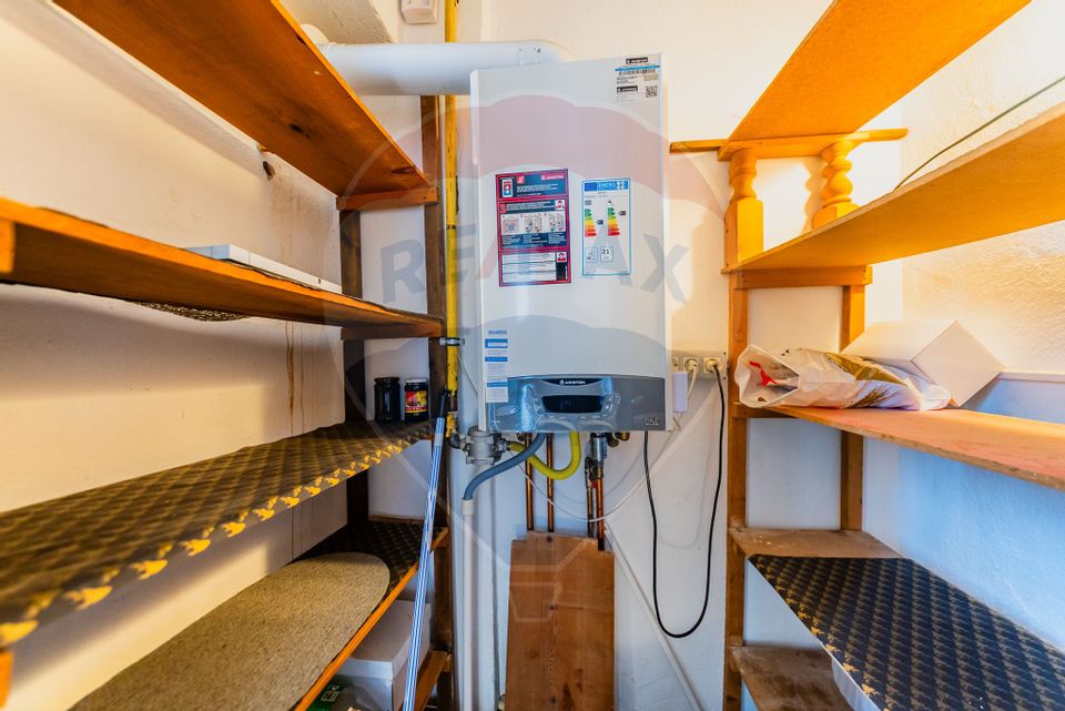 Apartament cu 2 camere de vânzare în zona UTA