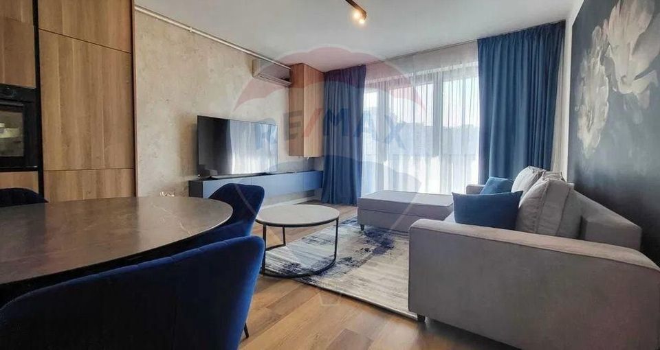 Apartament ultrafinisat cu 2 camere de inchiriat - Zona Decebal