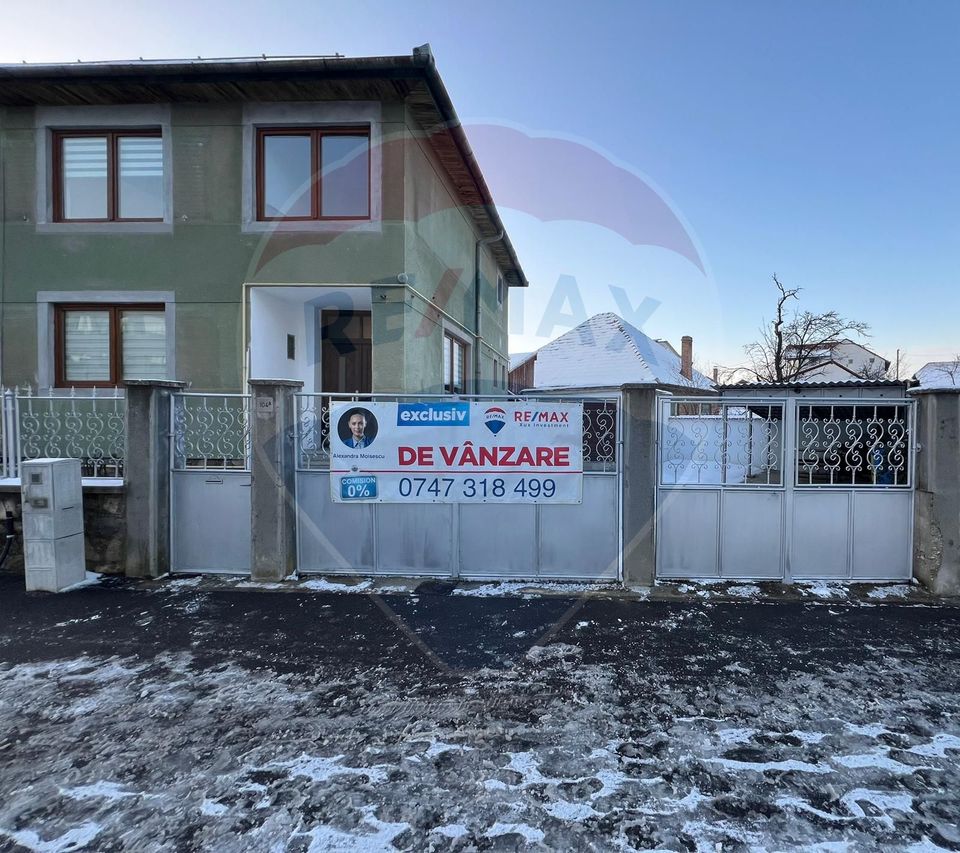Casă cu 3 camere de vânzare Calea Dumbravii