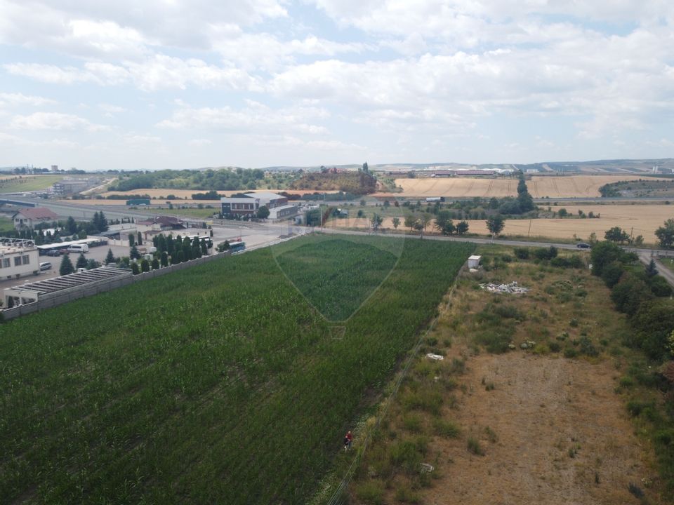 Land 636sqm Luna / Drumul Principala