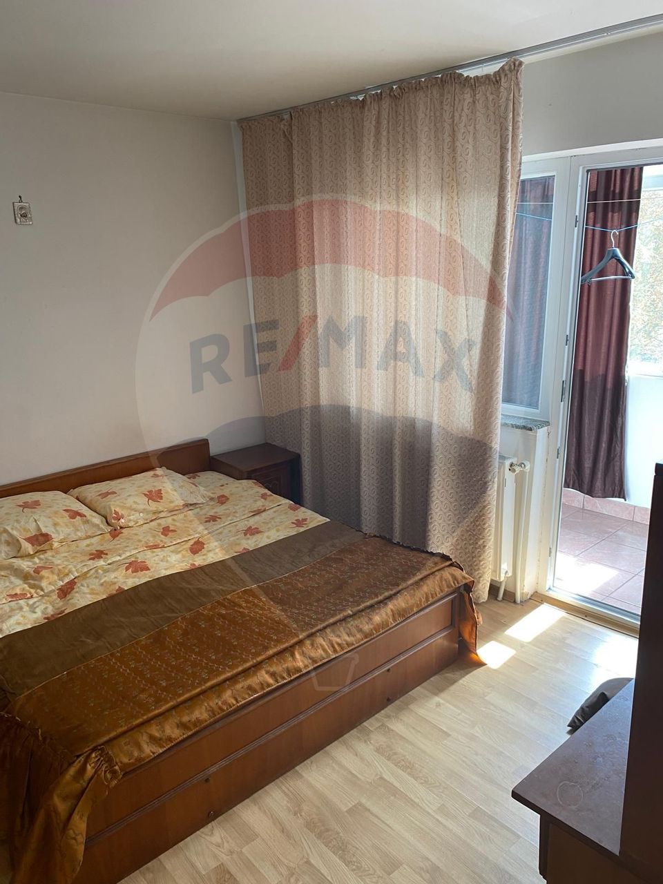 Apartament de vanzare cu 3 camere Medgidia