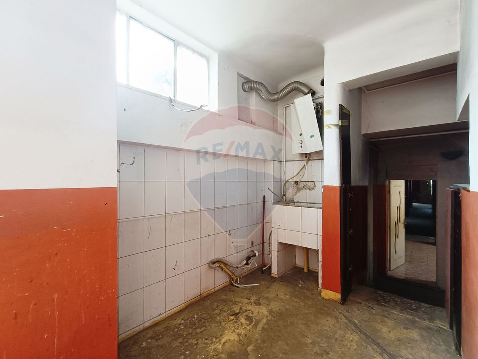 Vanzare Vila Interbelica Stradala, Pta Regina Maria, Ocazie Investitie