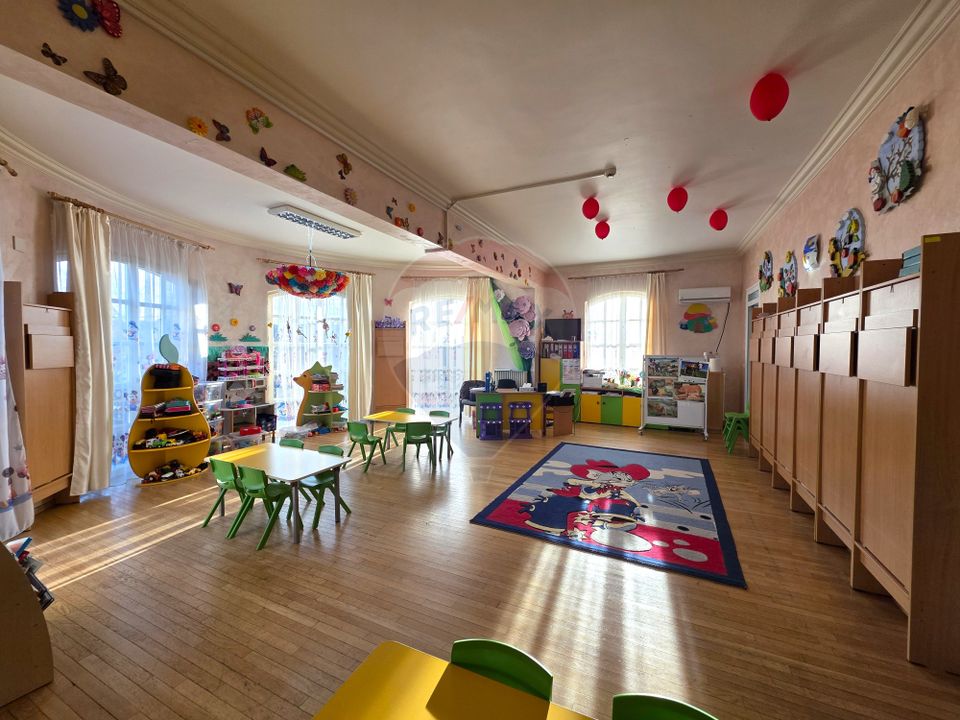 10 room House / Villa for sale, 23 August area