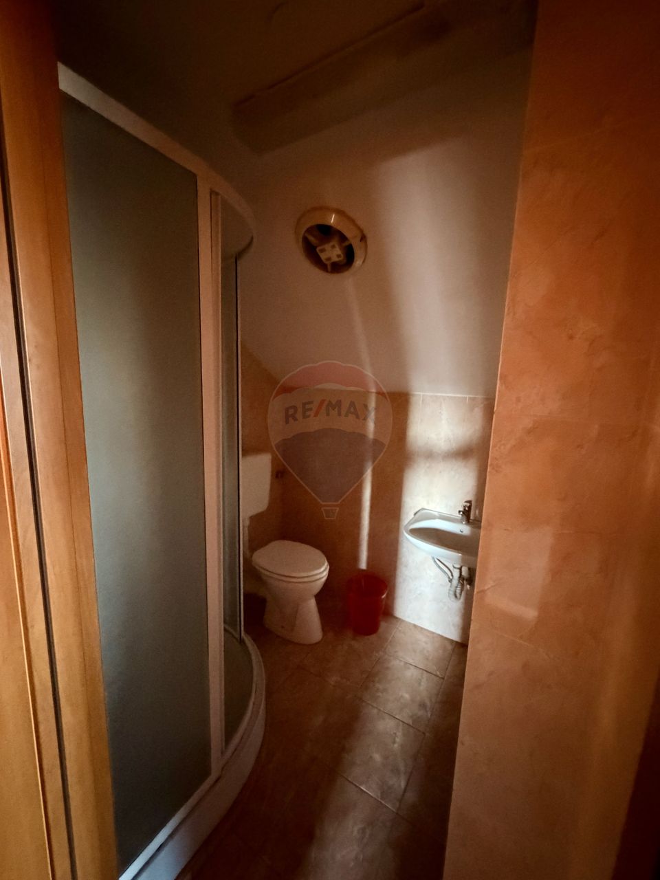 Casă / Vilă 8 camare cartier Beverly Hills Sanmartin