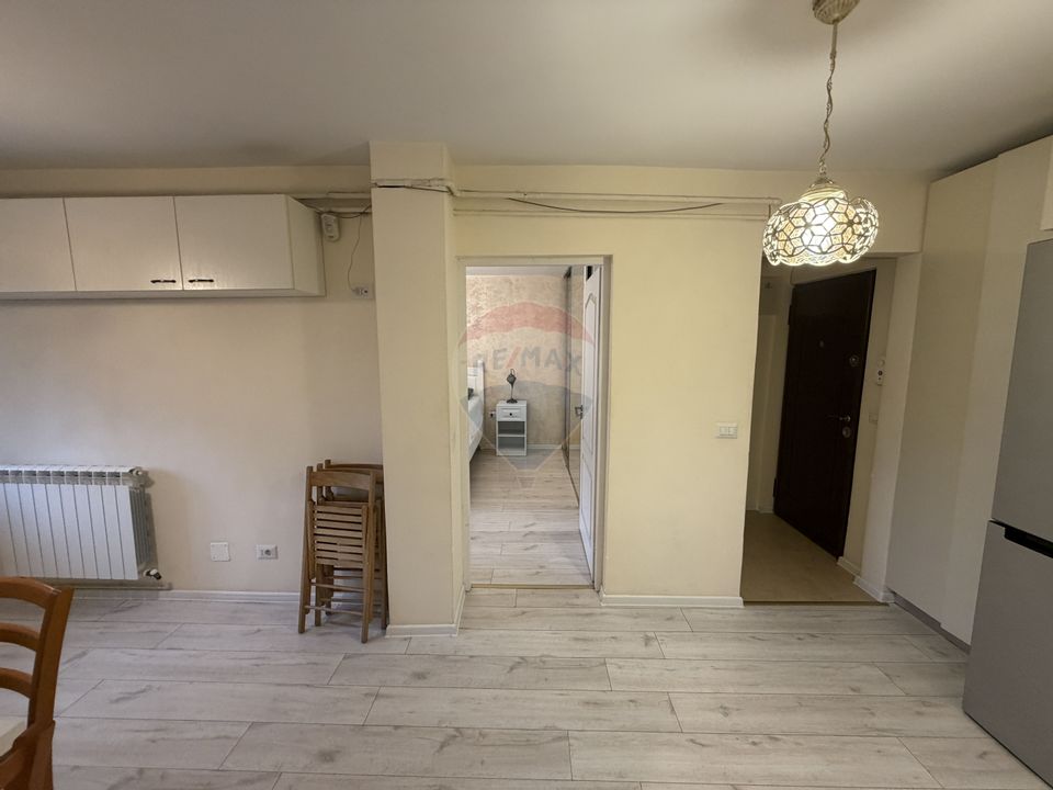 Apartament doua camere parter de inchiriat