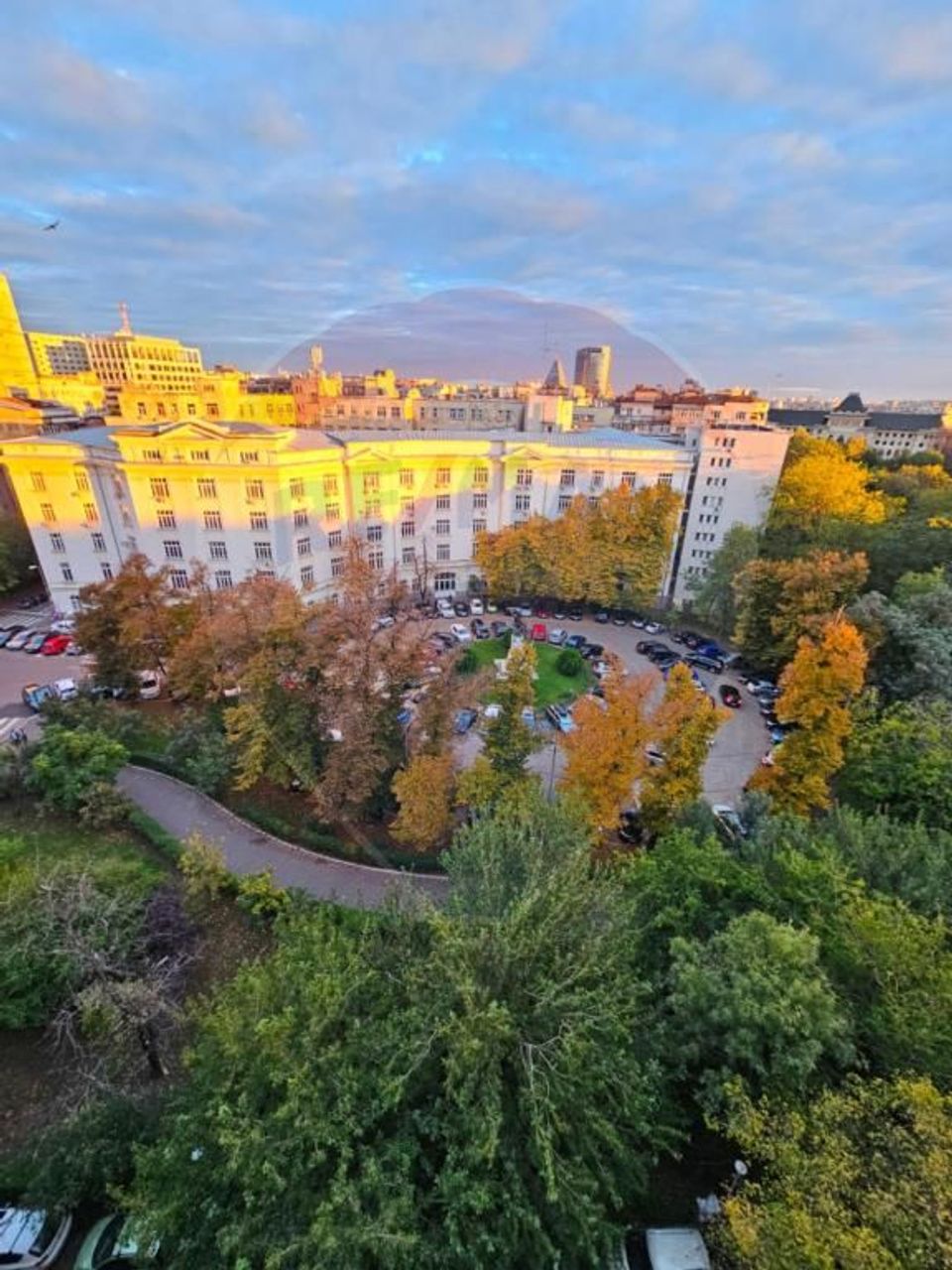 Ultracentral | 2 unități + terasă | Cișmigiu | Investiție Airbnb activ