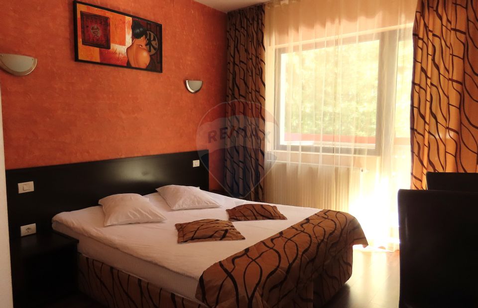 14 room Hotel / Pension for sale, Vladet - Trei Brazi area