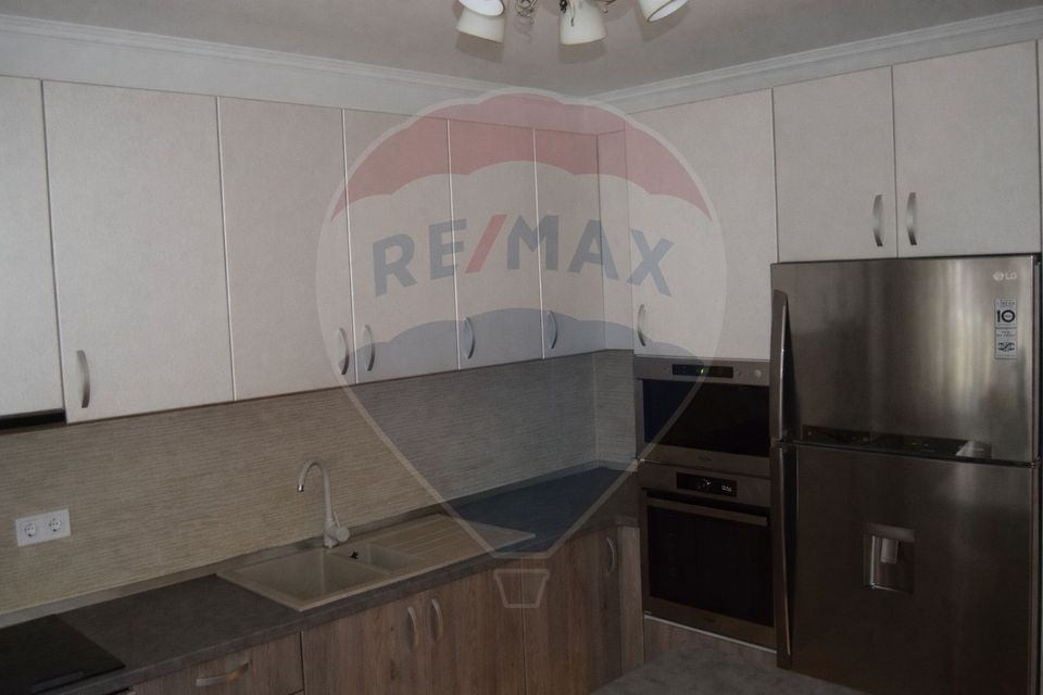 4 room House / Villa for sale, Cetate area