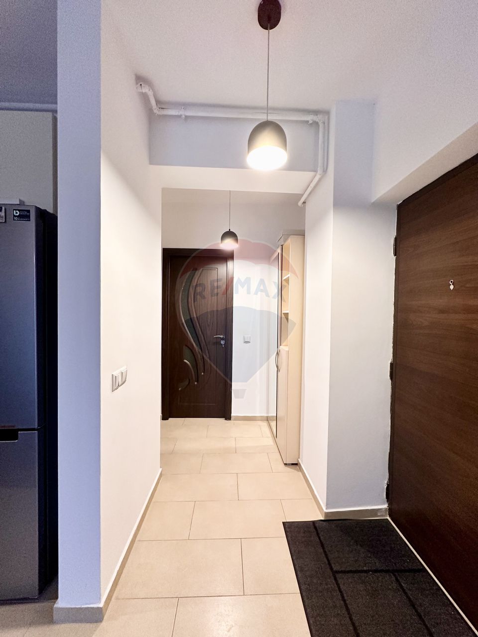 Apartament cu 2 camere de închiriat în zona Jiului