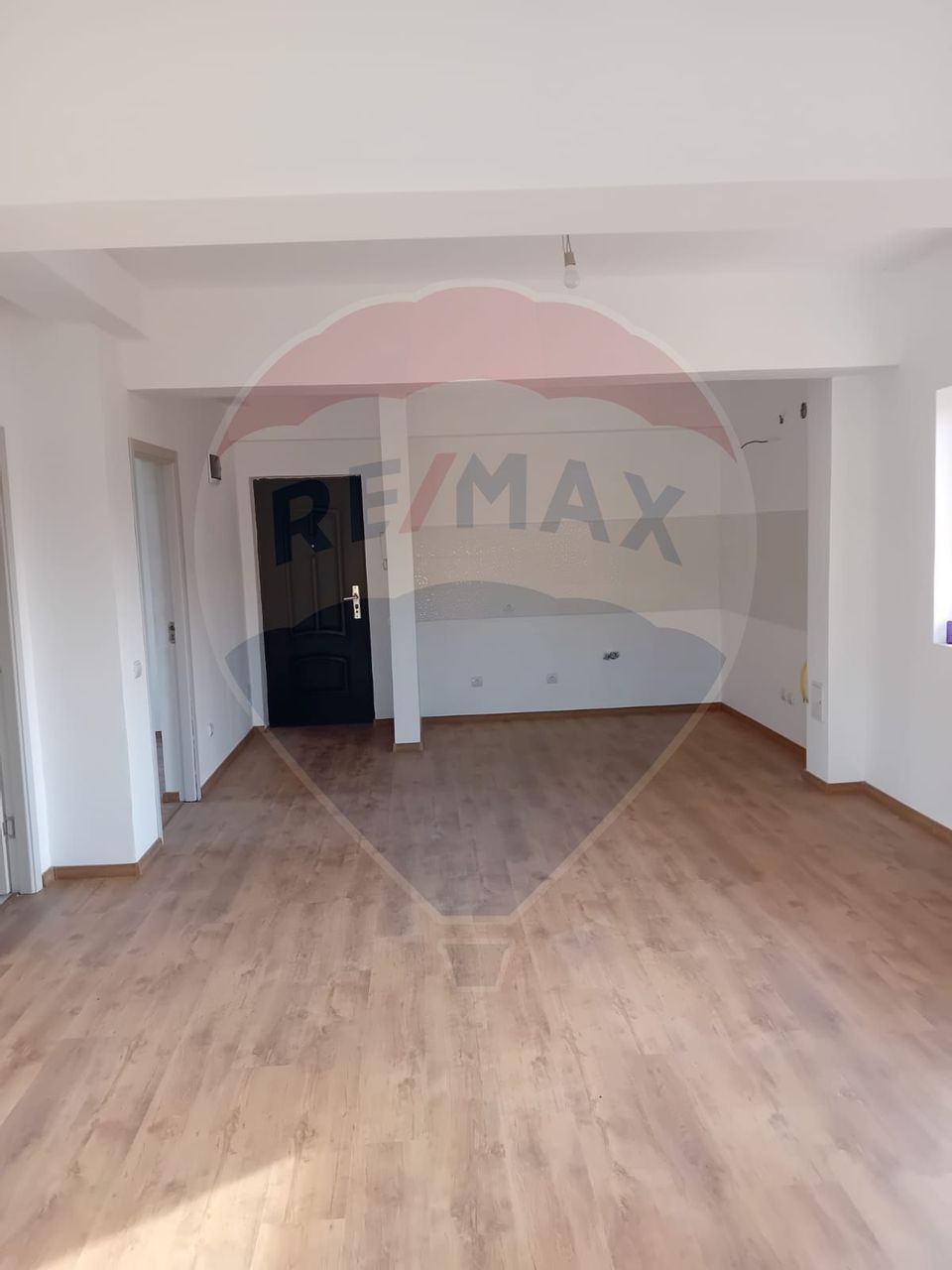 Apartament 3 Camere  la Parter - Chitila, Ilfov
