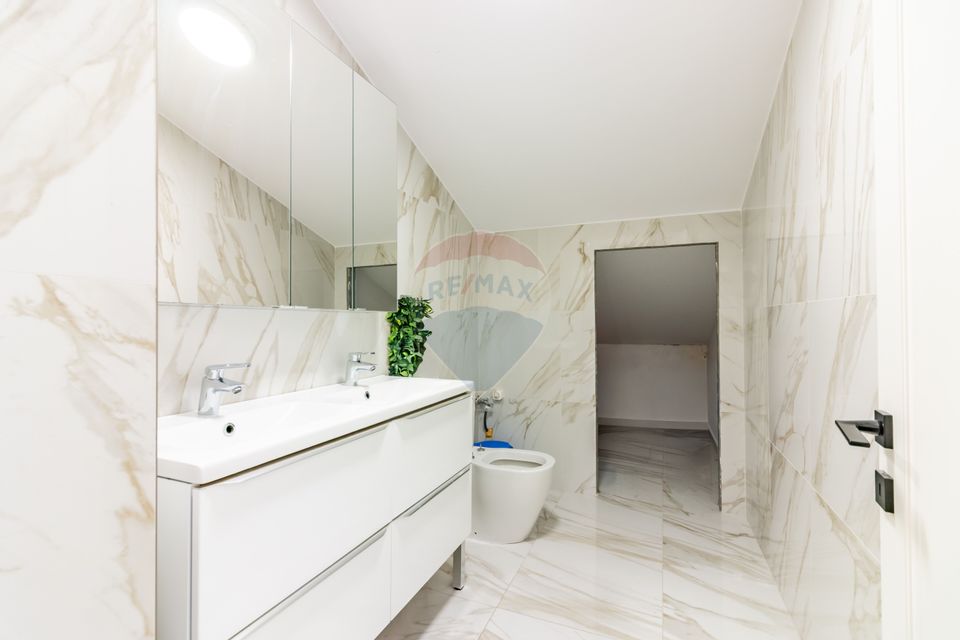 Penthouse 5 camere, acces privat lift | Sisesti, Rompetrol