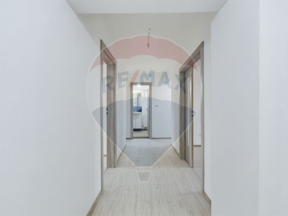 4 room Apartment for rent, Centrul Civic area