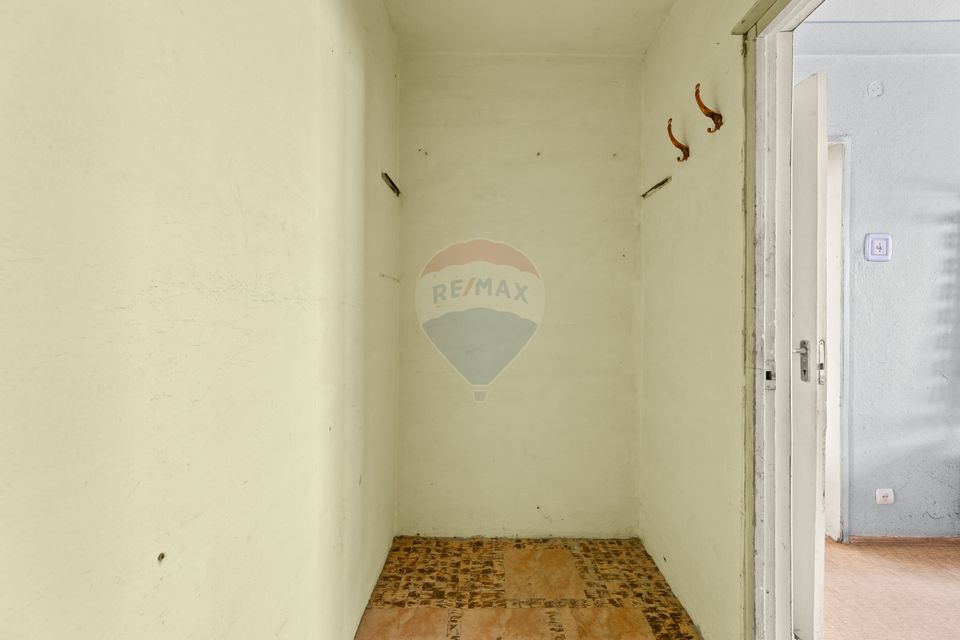 Apartament cu 3 camere de vânzare în zona Aurel Vlaicu