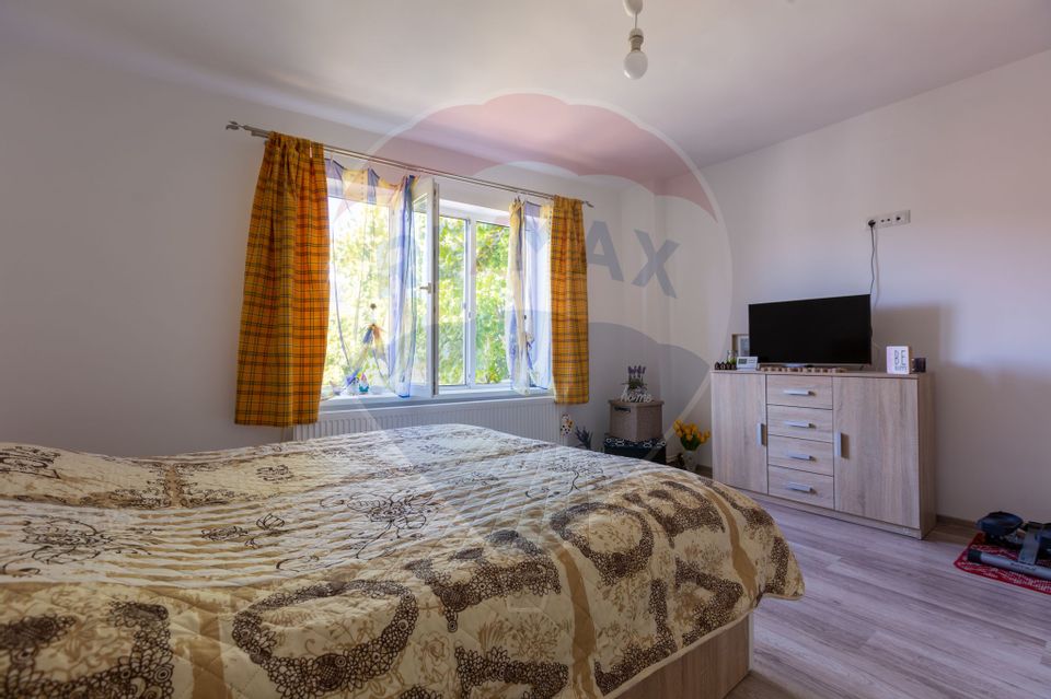 3 room House / Villa for sale, Est area