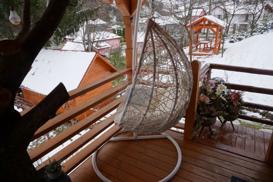 Casă de vânzare, Moisei