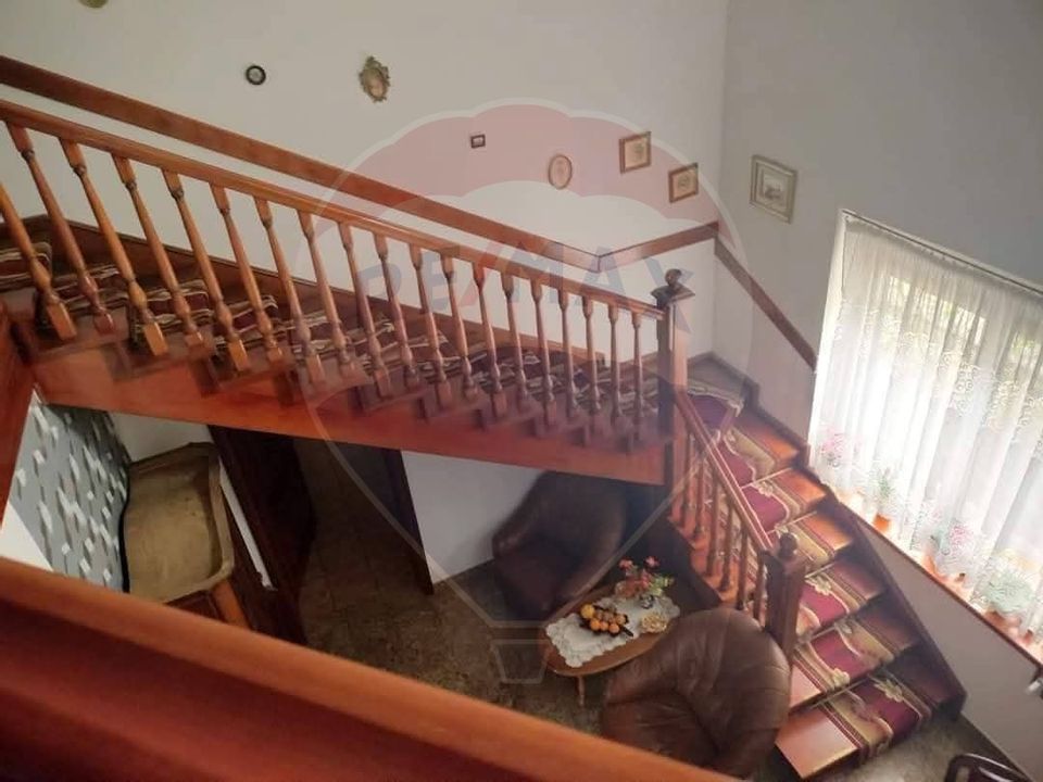 7 room House / Villa for sale, Functionarilor area