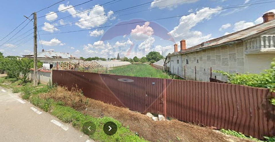 Teren intravilan de vanzare 980mp, deschidere 13,4, Varasti,  Giurgiu