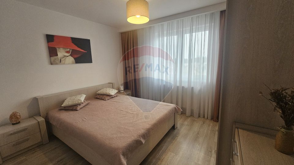 3 room Apartment for rent, Tractorul area