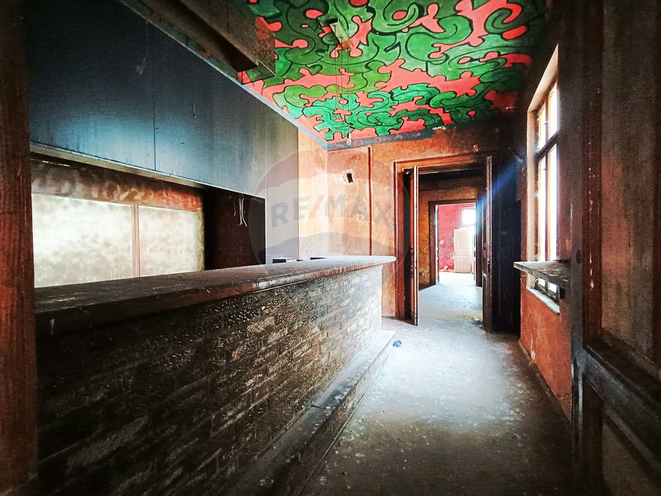 Vanzare Vila Interbelica Stradala, Pta Regina Maria, Ocazie Investitie