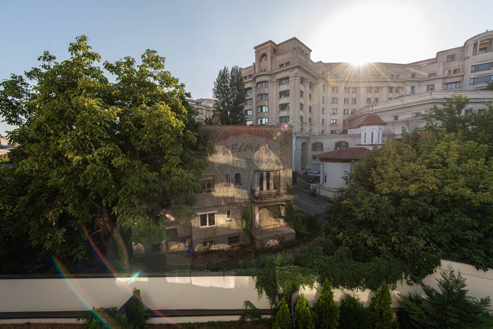 Rent apartment 2cam, block 2023, Piata Constitutiei fantani