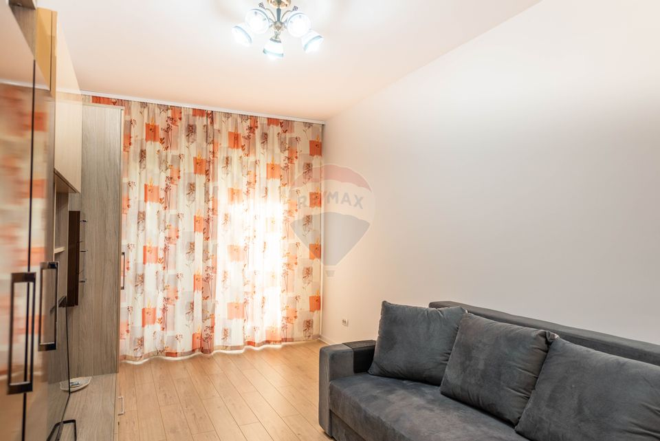 Garsoniera decomandata de inchiriat 41 mp Novum Politehnica