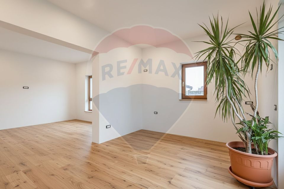 Casă / Vilă cu 3 camere de vânzare