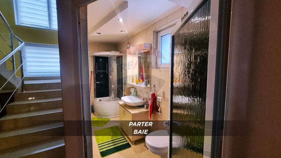 10 room House / Villa for sale, Central area