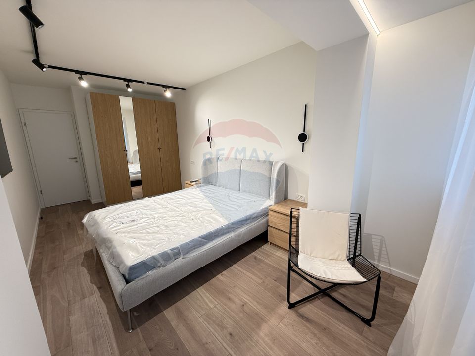 Apartament cu 4 camere de închiriat în zona Giurgiului