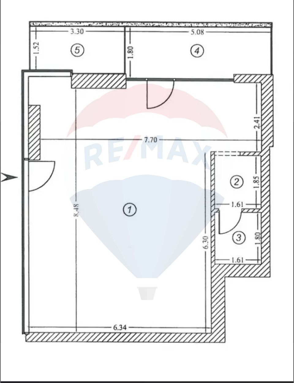 Spatiu ideal showroom/cafenea | vitrine + terasa