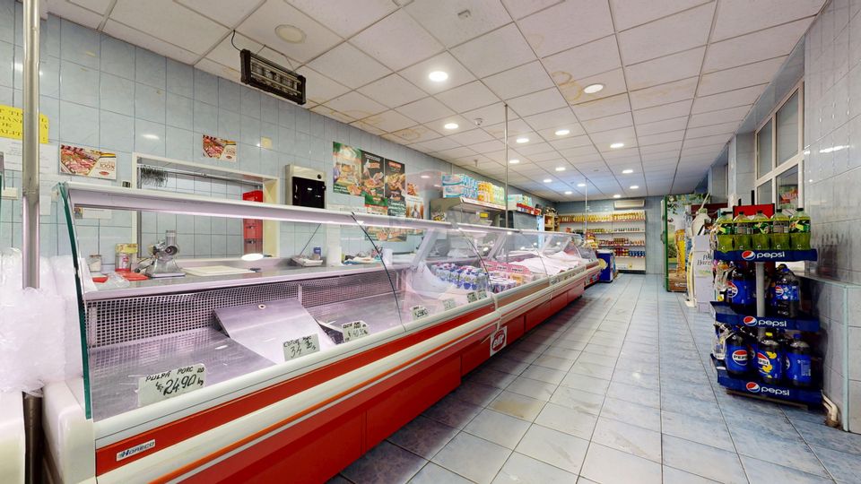 40sq.m Commercial Space for rent, Central area