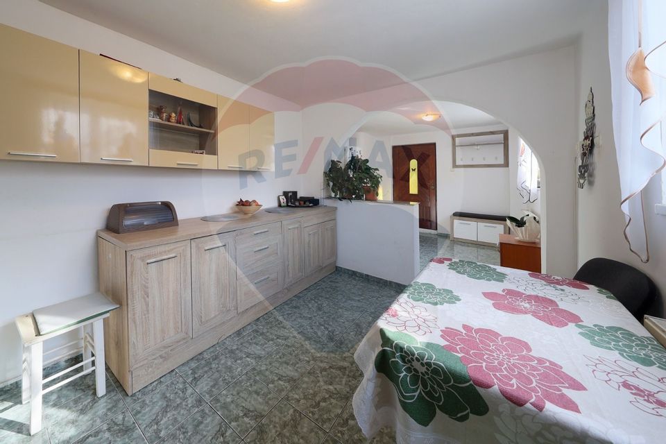 Casă cu 5 camere si curte, de vânzare, zona Centrul Istoric!