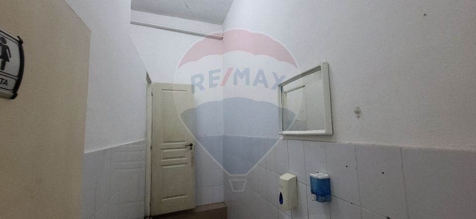 121sq.m Commercial Space for rent, Aradul Nou area