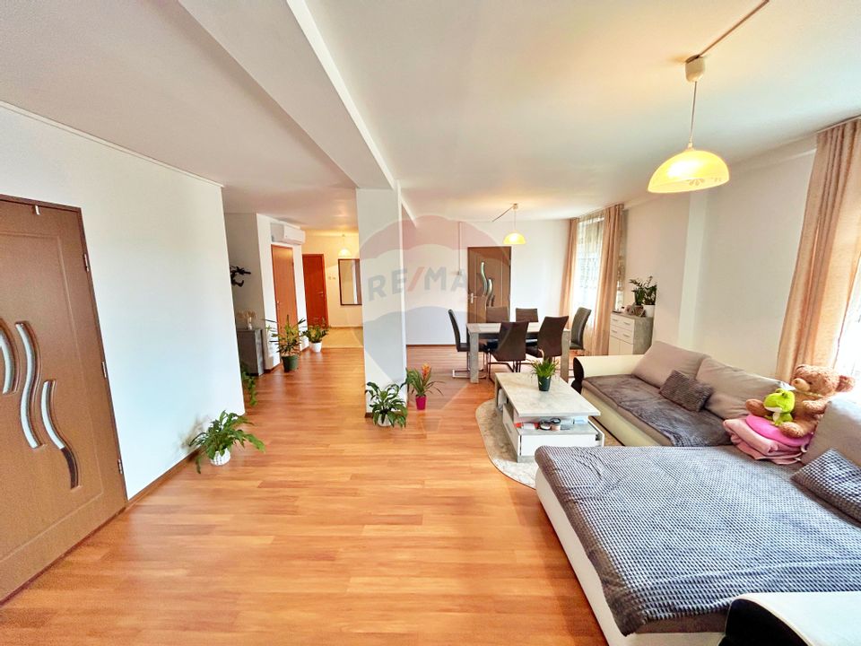 Apartament cu 3 camere de vânzare în cartierul Aurel Vlaicu/Arad