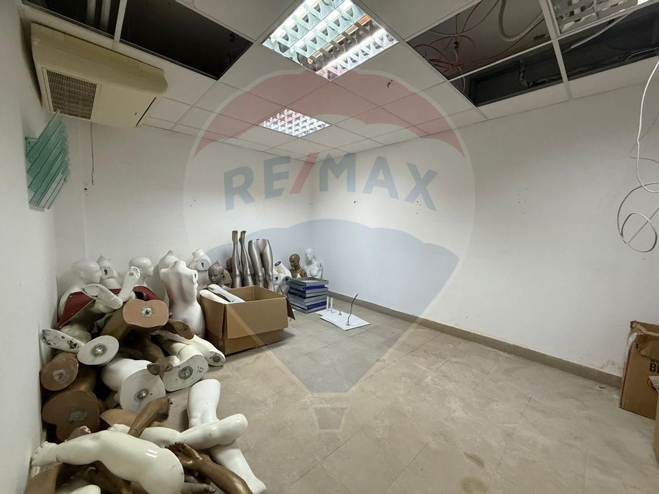 330sq.m Commercial Space for rent, Tomis Mall area