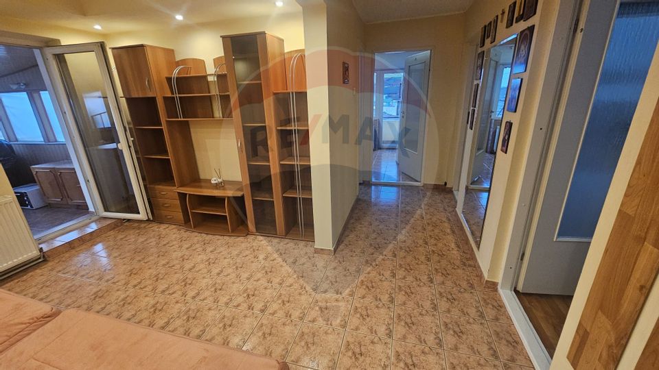 3 room Apartment for rent, Brestei area