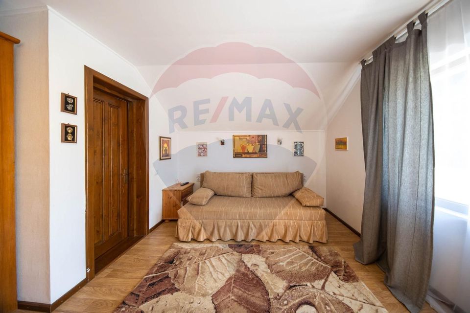 COMISION 0% | VILA 5 CAMERE | BRAN | PREDELUT | TEREN 878 MP