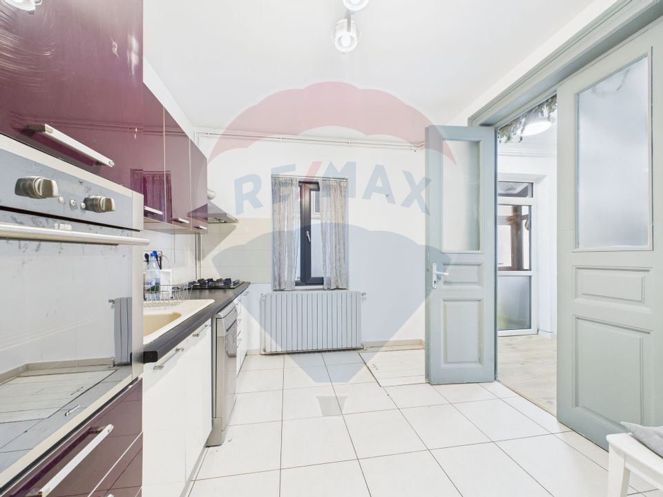 Casă / Vilă cocheta cu 3 camere - de vanzare - zona Basarab