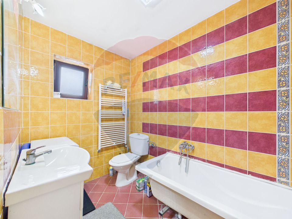 5 room House / Villa for sale