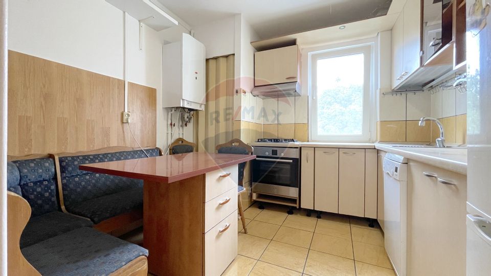 Apartament cu 3 camere de închiriat în zona Astra