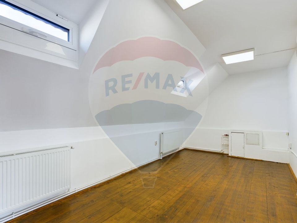 Vilă renovată – nemobilata Berceni/ Metrou Eroii Revoluției