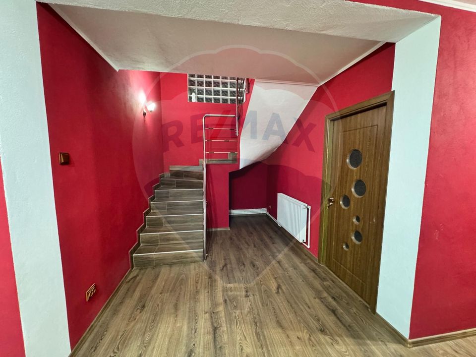 10 room House / Villa for sale